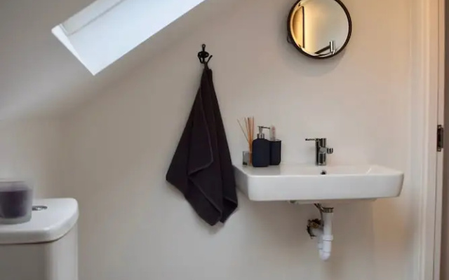 3 Bedroom Townhouse in Dublin 4 Sleeps 6