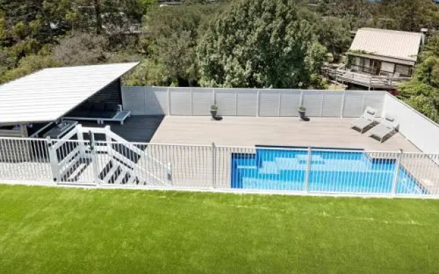 Peninsula Retreat