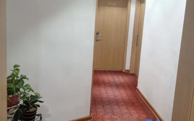 Xiangge Express Hotel, Luzhou Lake