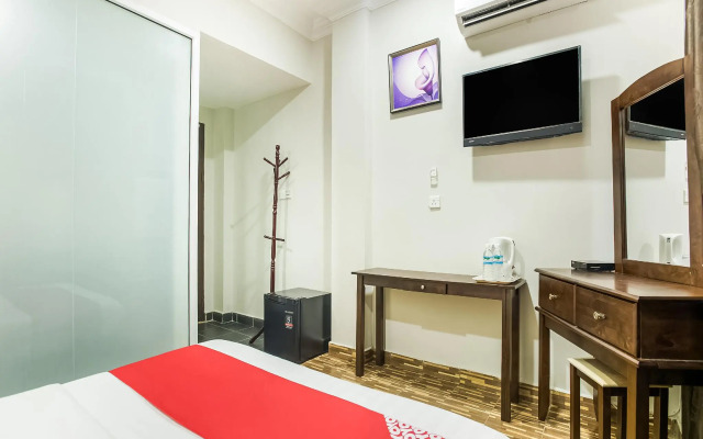 OYO 89712 Grand Inn