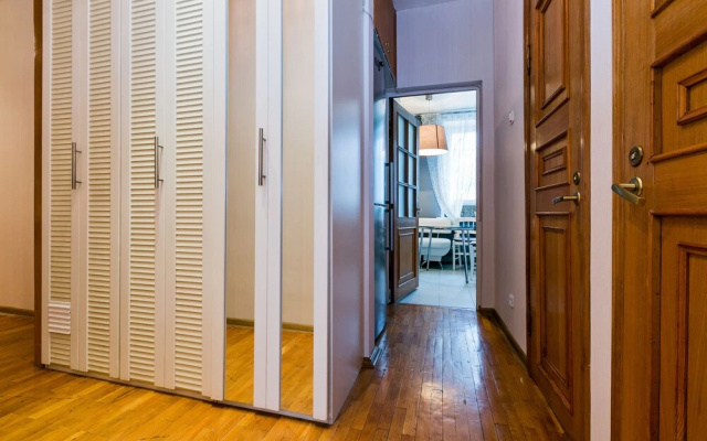 MaxRealty24 Черняховского, 3