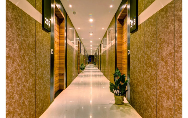 Udaan Clover Hotel Banquet & Spa