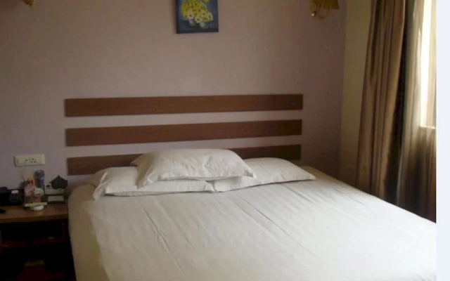 Home Inn Le 8