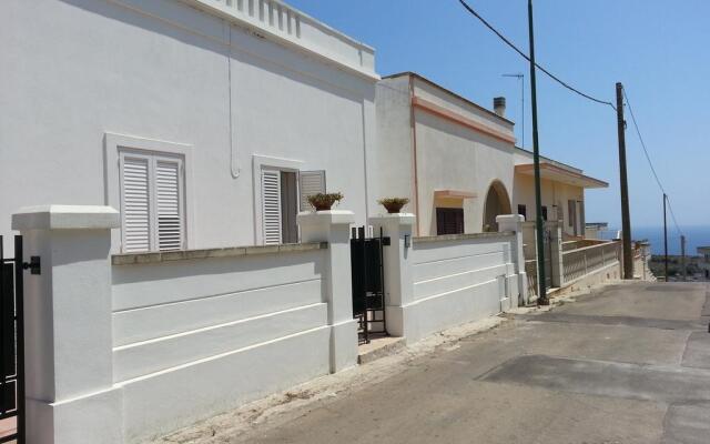 Отель casa Dolores Гальяно дель Капо вид на фасад