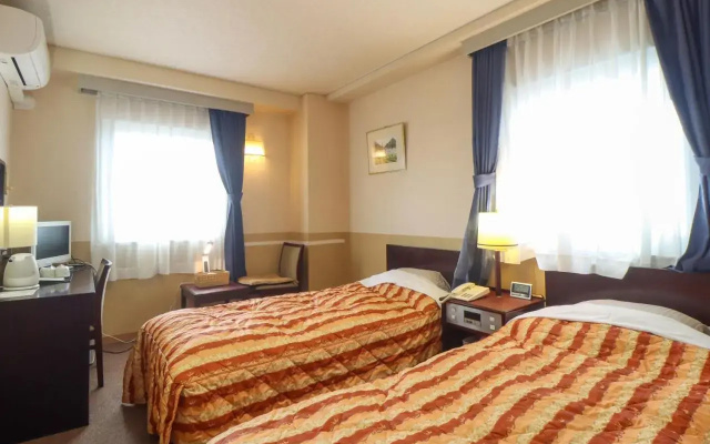 Business hotel Nishikiryu