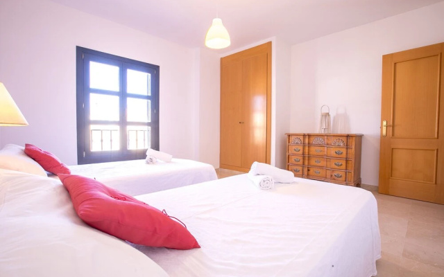 OleHolidays Adosado Villas y Golf Guadalmina urbanización privada