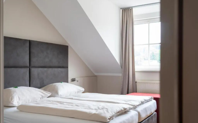 eee hotel Perg