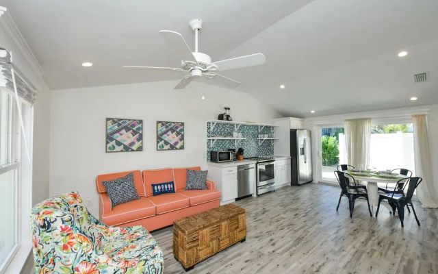 Villa #8 Lemonfish