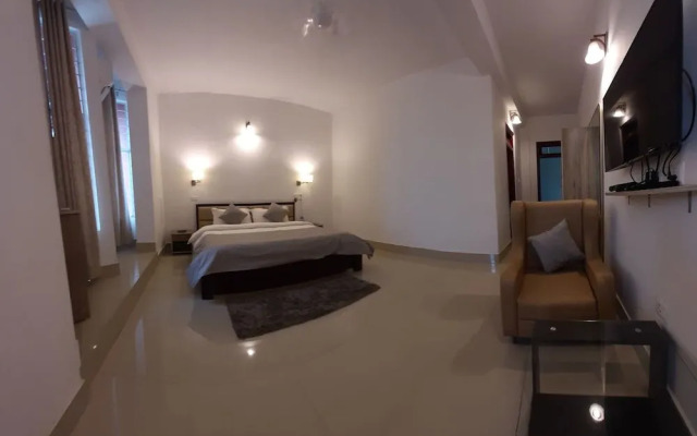 Hotel Saramati
