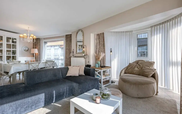 Cosy Apartment for 6 Person in Knokke