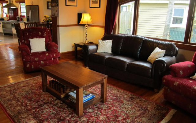 Nikau Lodge
