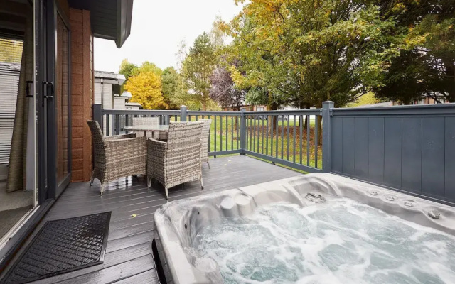 Host Stay Fir Tree Lodge