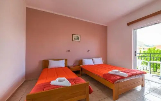 Anthi Studios & Apartments