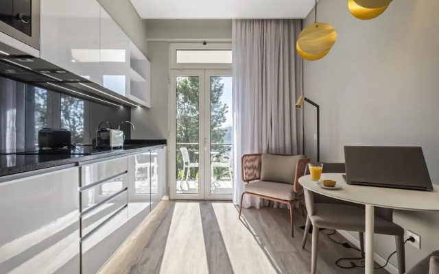 King David Suites 502 by Homie