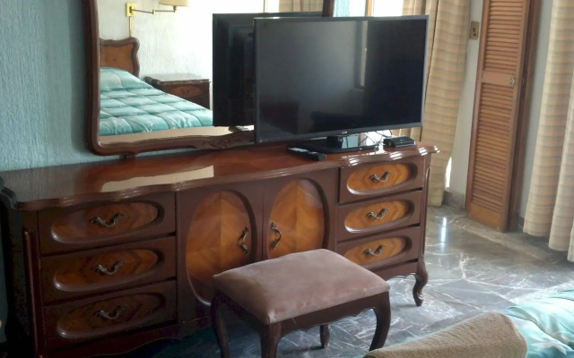 Hotel Carlos V