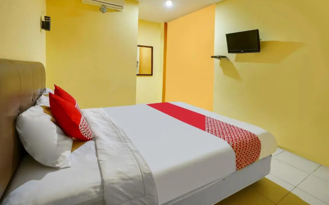 OYO 91027 Note Hotel Syariah