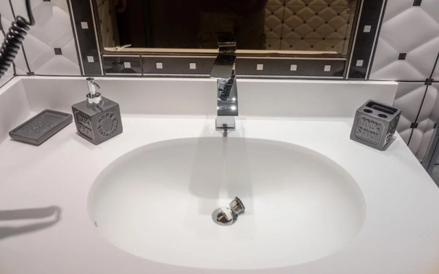 Luxury Living Apartments and Spa
