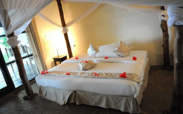Afrika Pearl & Spa