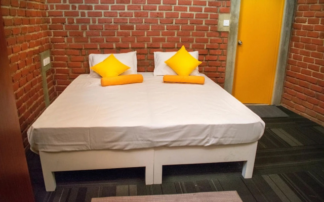 Laana Villa
