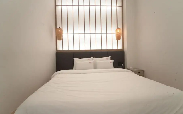 Busan Almond Kids Pool Villa Nampo