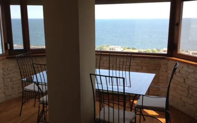 Sea Paradise Apartment