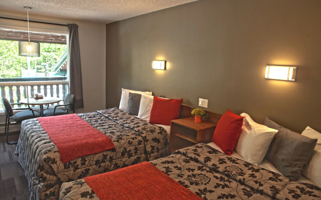 Rundle Mountain Lodge
