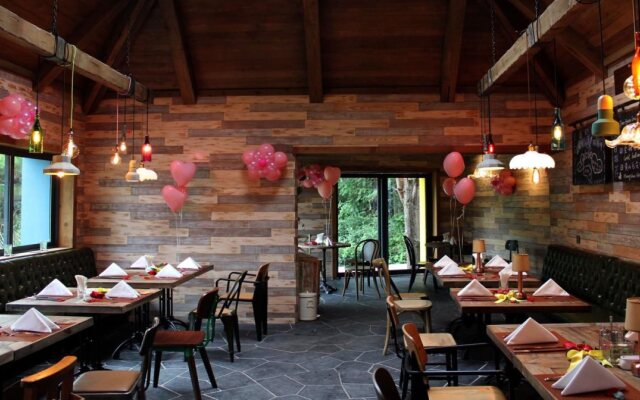 ZYJ Treehouse Land Huangshan Qiyun