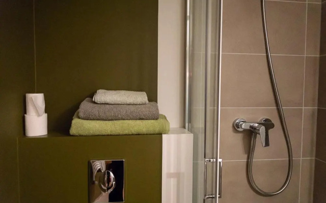 Chambre D'hotes de Charme a Montreuil-Paris (Adults Only)