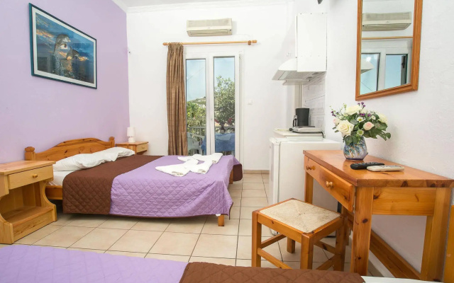 Johns Rooms & Studios