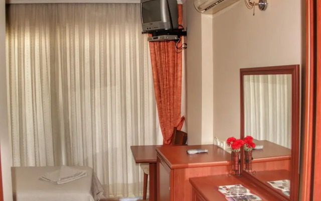 Seckin Ak Hotel