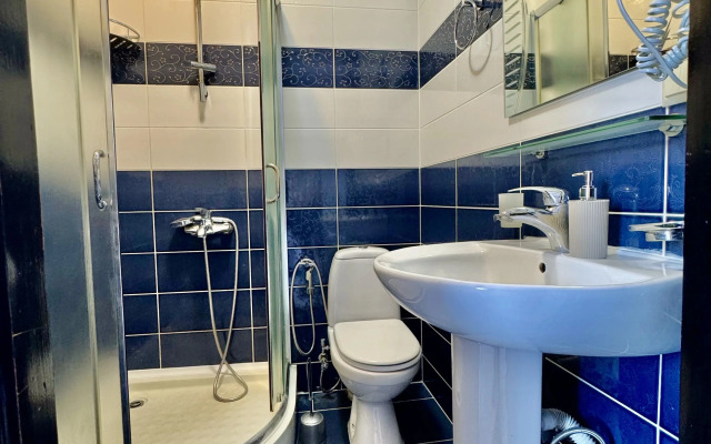 Bathroom · Tbilisi — photo 46