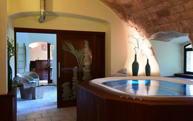 Chateau Mentone