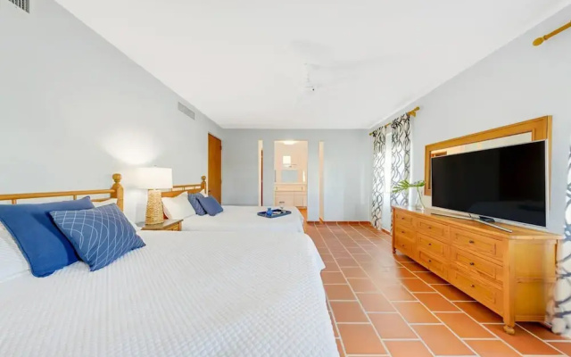 Villa Quenepa at Lakeside Villas
