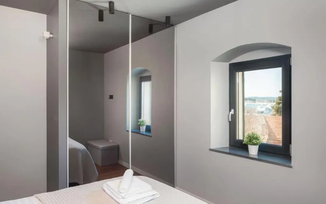 New luxury apartment Bacvice