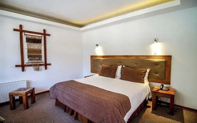 Cordillera de los Andes-Cajón del Maipo-Habitaciones en Casa Compartida con Anfitrión