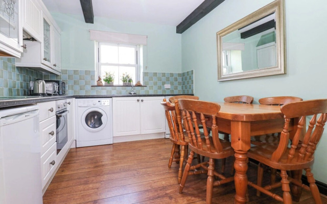 Pencroft Cottage