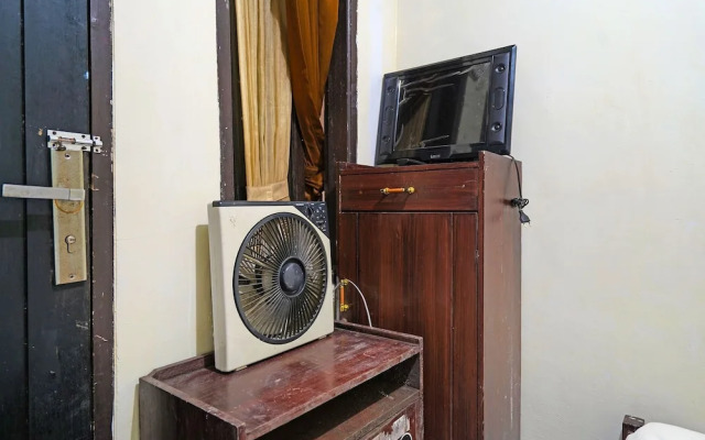 SPOT ON 91783 Urban Syariah ResidenceNearGOR Pandawa Lima