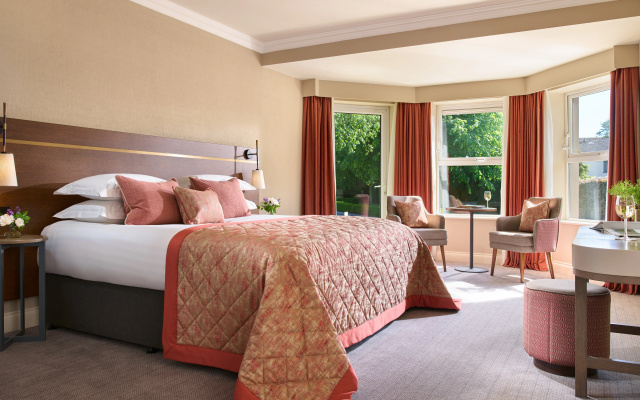 Tulfarris Hotel & Golf Resort