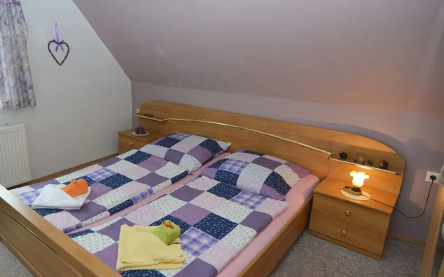 Cozy Apartment in Lichtenhain Germany With Garden