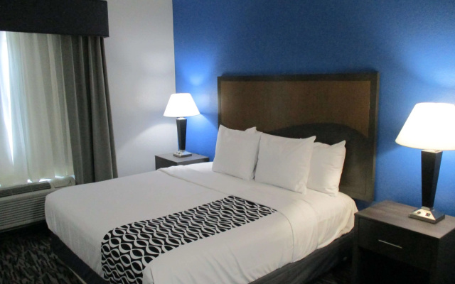 Best Western Atoka Inn & Suites