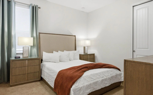 4BR Getaway, Spacious, Beautiful, Great Location