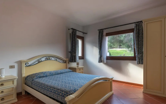 Charming Sea Villas Villa Sleeps 4 Persons in Child