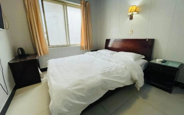 Yirujia Hostel