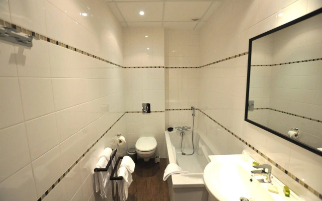 Brit Hotel Confort Bagnoles Normandie