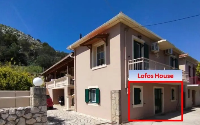 Lofos house