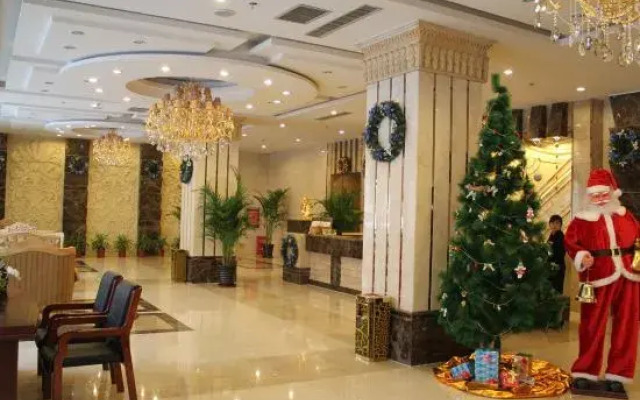 Universal House Haiyi Hotel