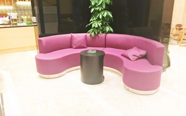 Lavande Hotel (Xi'an Fengcheng 1st Road Youth Center Metro Station Branch)