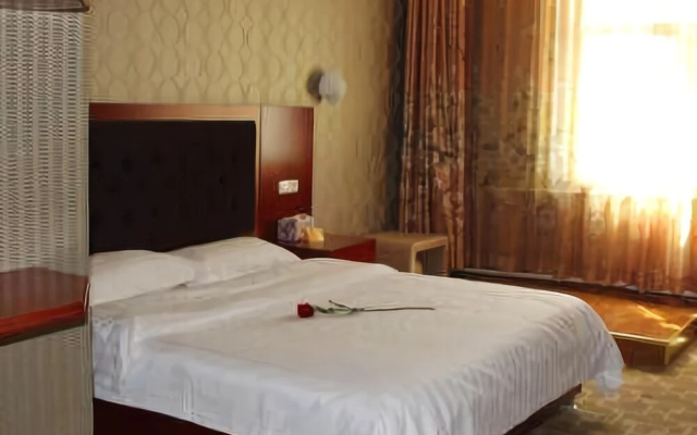 Longhua Hotel (West Ring Road