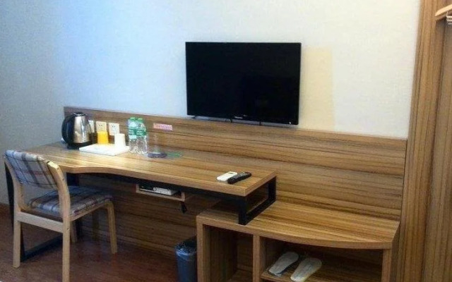 Eaka 365 Hotel Xingtang Xiqiaotou Branch