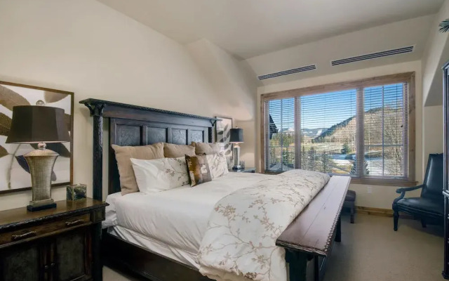 Beaver Creek Landing A404 3 Bedroom Condo by RedAwning